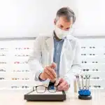 Quelles sont les qualités d’un bon opticien