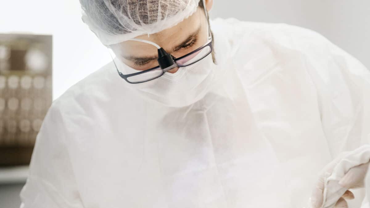 L'implant dentaire : une solution durable pour retrouver le sourire